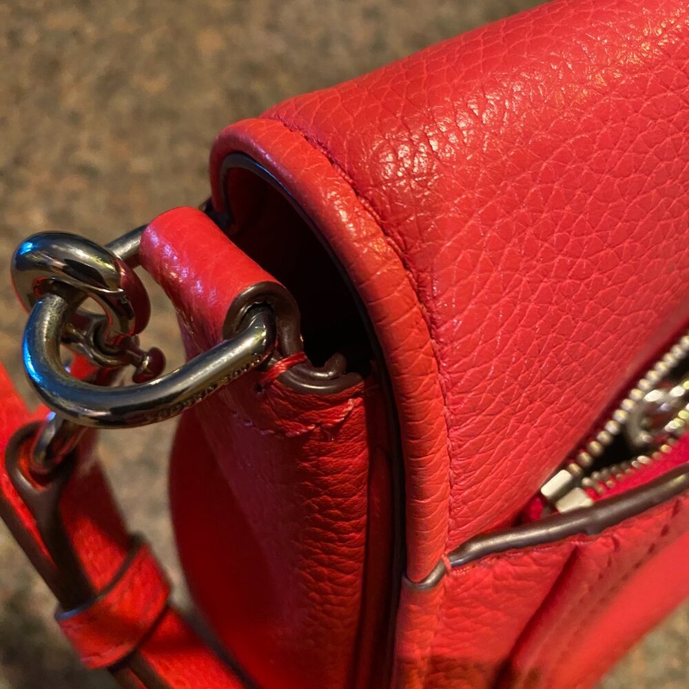 Marc Jacobs Poppy Red Crossbody - Picture 6 of 9
